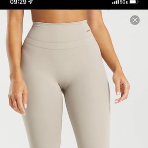 Whitney Simmons gymshark